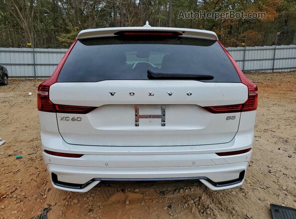 YV4L12DW1P1300670 2023 VOLVO XC60 White Rear view