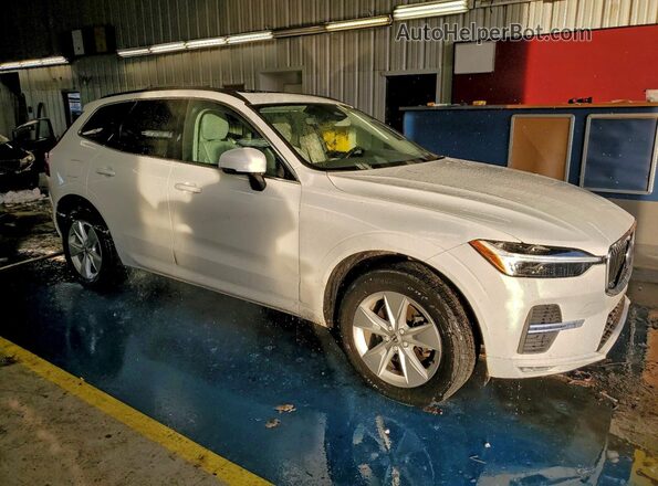 YV4L12RK5N1036193 2022 VOLVO XC60 White 