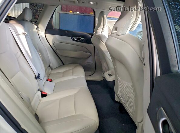 YV4L12RK5N1036193 2022 VOLVO XC60 White 