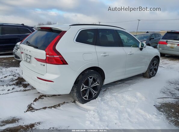YV4L12RKXN1054253 2022 VOLVO XC60 White Tył prawy