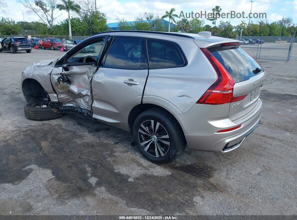 YV4L12RKXR1924749 2024 VOLVO XC60 Champagne Tył lewy
