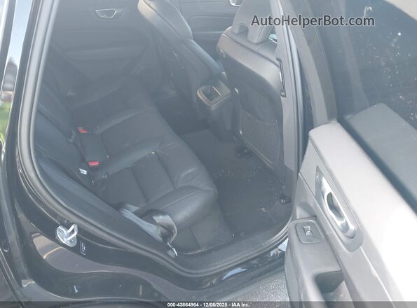 YV4L12RL2R1750636 2024 VOLVO XC60 Black 