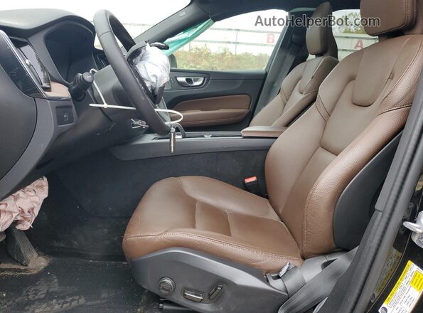 YV4L12RL4R1837583 2024 VOLVO XC60 Black 