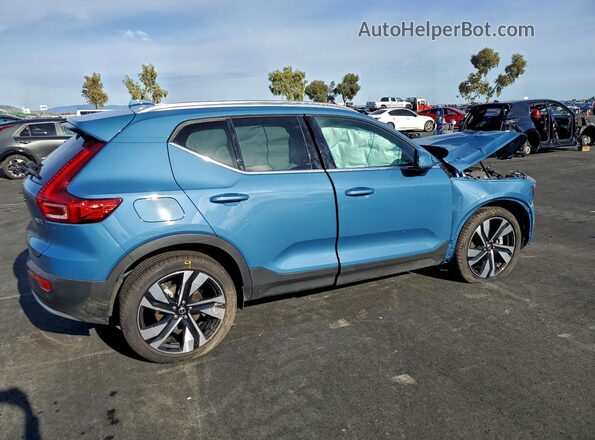 YV4L12UE0S2456595 2025 VOLVO XC40 Blue 