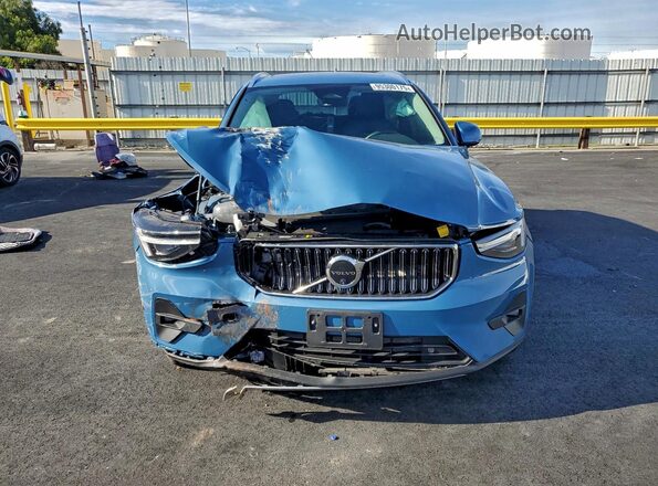 YV4L12UE0S2456595 2025 VOLVO XC40 Blue 