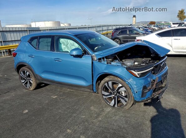 YV4L12UE0S2456595 2025 VOLVO XC40 Blue 