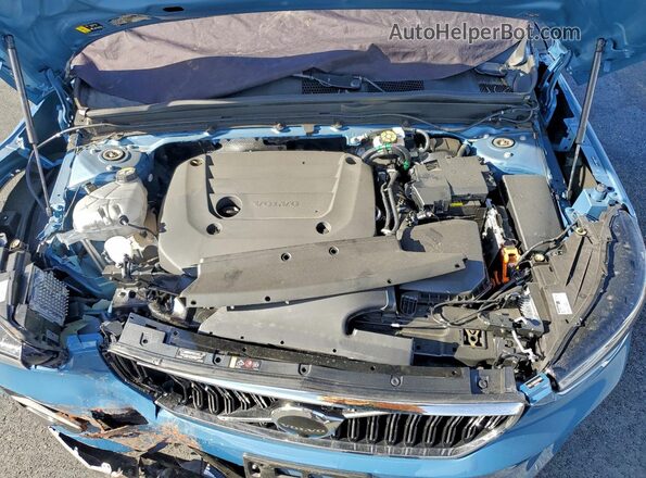 YV4L12UE0S2456595 2025 VOLVO XC40 Blue 