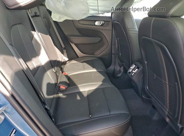 YV4L12UE0S2456595 2025 VOLVO XC40 Blue 