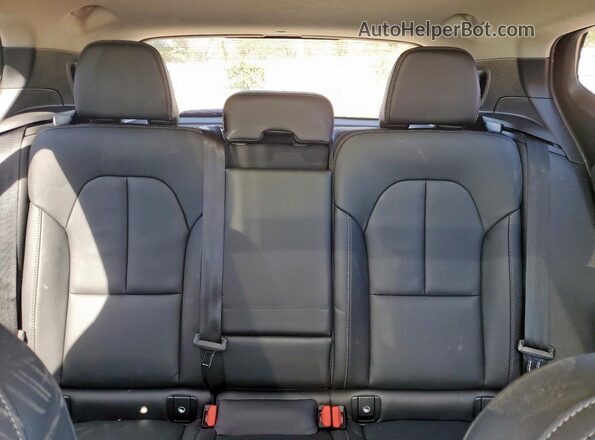 YV4L12UE8S2595275 2025 VOLVO XC40 Белый Вид задних сидений