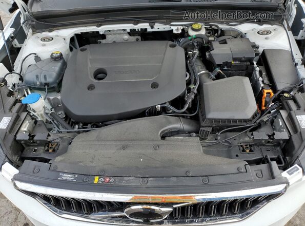 YV4L12UEXR2262859 2024 VOLVO XC40 White 