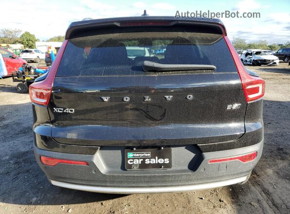 YV4L12UK2R2336331 2024 VOLVO XC40 Black Вид ззаду