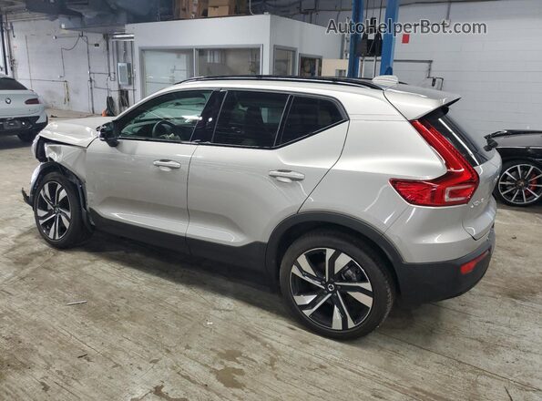 YV4L12UL9R2354902 2024 VOLVO XC40 Silver 