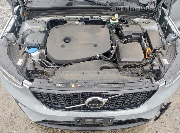 YV4L12UM7R2275835 2024 VOLVO XC40 Gray Вид підкапотного простору