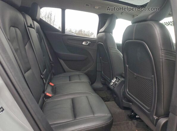 YV4L12UM7R2275835 2024 VOLVO XC40 Gray Вид задньої частини салону