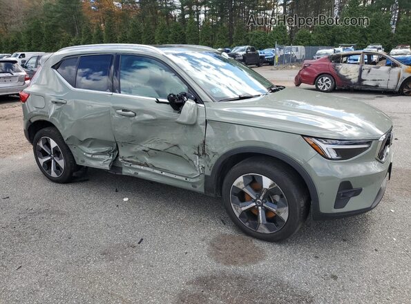 YV4L12UN3P2029368 2023 VOLVO XC40 Green 