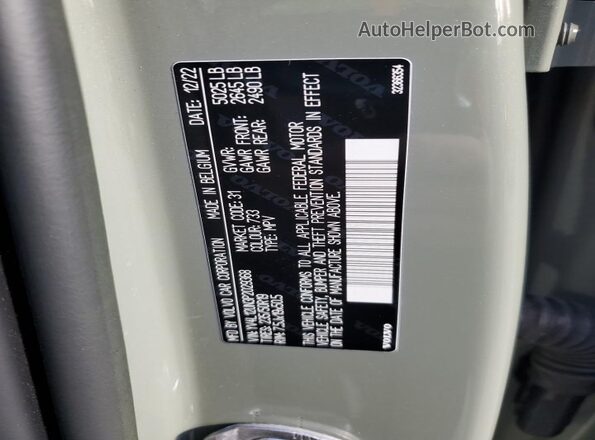 YV4L12UN3P2029368 2023 VOLVO XC40 Green 