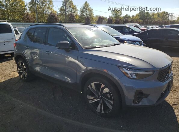 YV4L12UW9P2062304 2023 VOLVO XC40 Серый Передняя правая четверть
