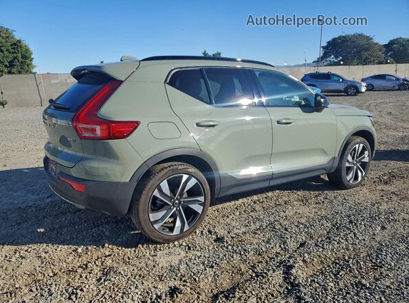 YV4L12UX6P2094118 2023 VOLVO XC40 Green Trasero derecho