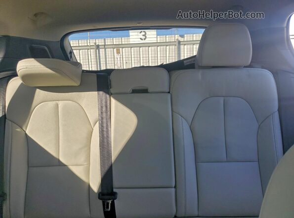YV4L12UX6P2094118 2023 VOLVO XC40 Green Vista de los asientos traseros