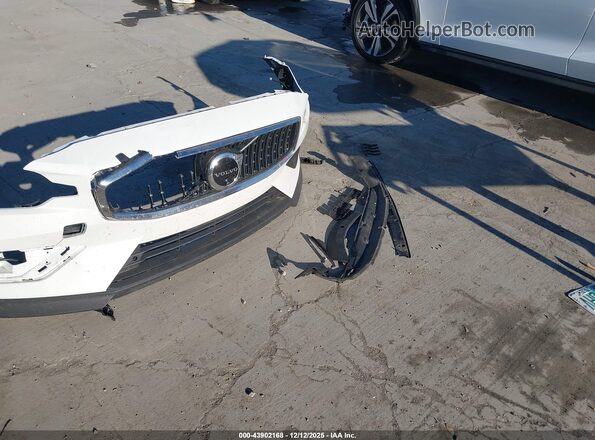 YV4L12WK0S2149799 2025 VOLVO V60 CROSS COUNTRY White ხელსაწყოთა პანელის ხედი