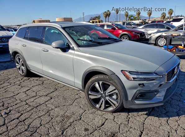 YV4L12WKXS2150118 2025 VOLVO V60 Серый Передняя правая четверть