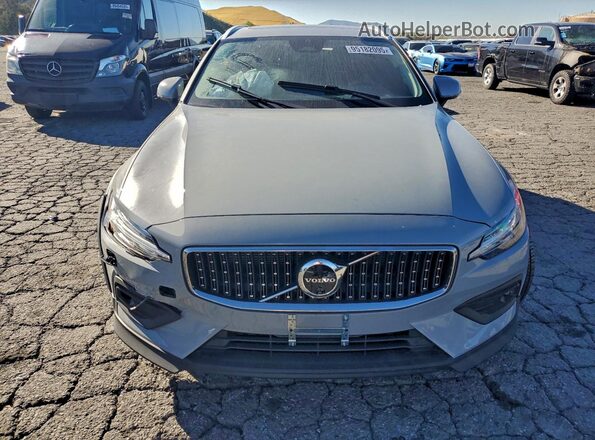 YV4L12WKXS2150118 2025 VOLVO V60 Серый Вид спереди