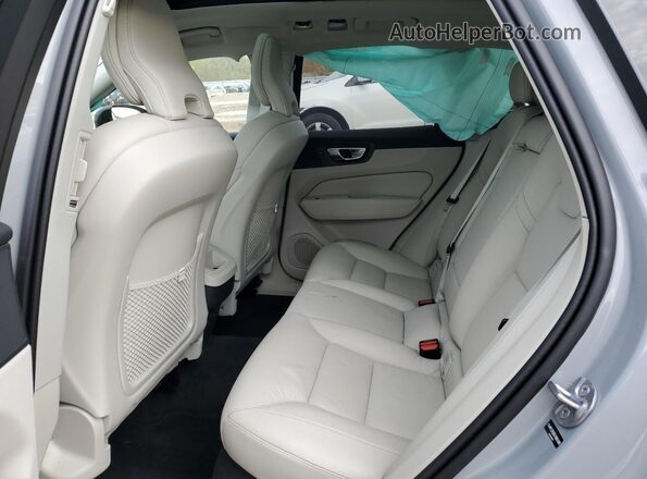 YV4M12RC0S1086508 2025 VOLVO XC60 Gray 