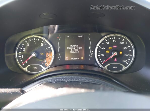 ZACCJAAW0GPD32866 2016 JEEP RENEGADE Silver Widok tylnych siedzeń