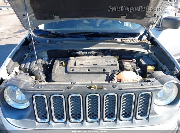 ZACCJAAW0GPD32866 2016 JEEP RENEGADE Silver Widok z tyłu
