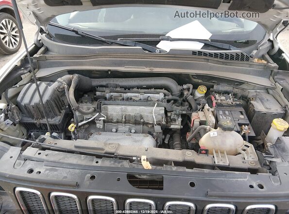 ZACCJABB9HPF68090 2017 JEEP RENEGADE Silver Vista trasera