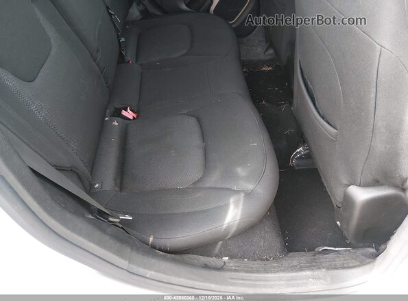 ZACCJABB9HPF68090 2017 JEEP RENEGADE Silver Vista de la etiqueta del VIN