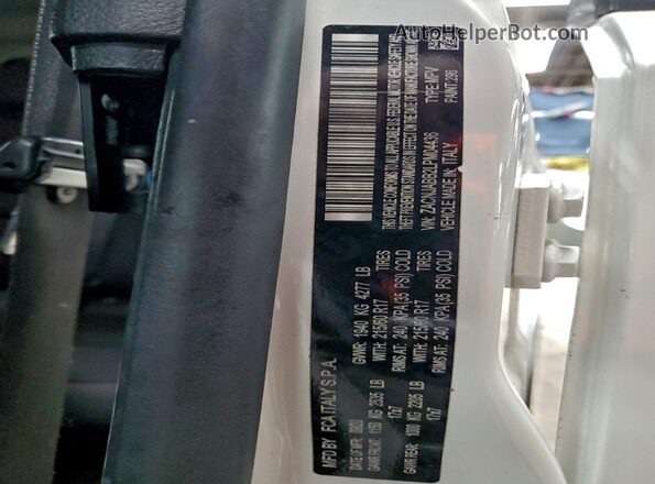 ZACNJABB2LPM04436 2020 JEEP RENEGADE White 360 interior view