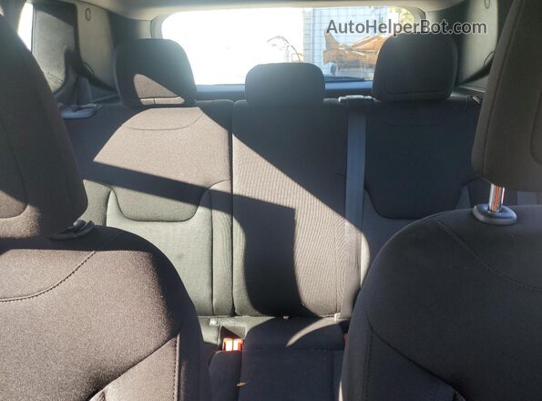 ZACNJBAB4LPL40228 2020 JEEP RENEGADE Gray უკანა სავარძლების ხედი