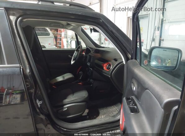 ZACNJBC18LPL49003 2020 JEEP RENEGADE Black Widok wnętrza z przodu