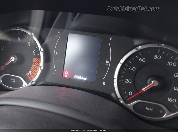 ZACNJDB11PPP69320 2023 JEEP RENEGADE White Հետևի նստատեղերի տեսք