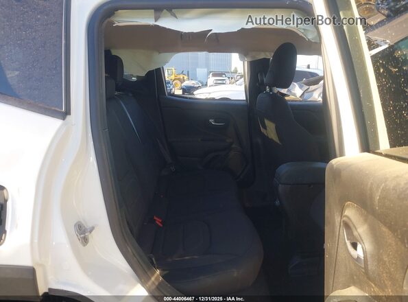 ZACNJDB13NPN48136 2022 JEEP RENEGADE White უკანა სალონის ხედი