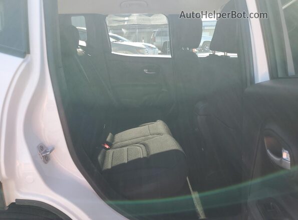 ZACNJDB15NPN71997 2022 JEEP RENEGADE Белый Вид задней части салона