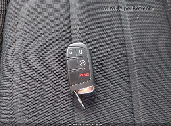ZACNJDB18NPN46625 2022 JEEP RENEGADE Turquoise Вид панелі приладів