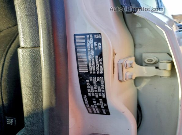ZACNJDB18NPN81195 2022 JEEP RENEGADE White Вид наклейки з VIN-кодом