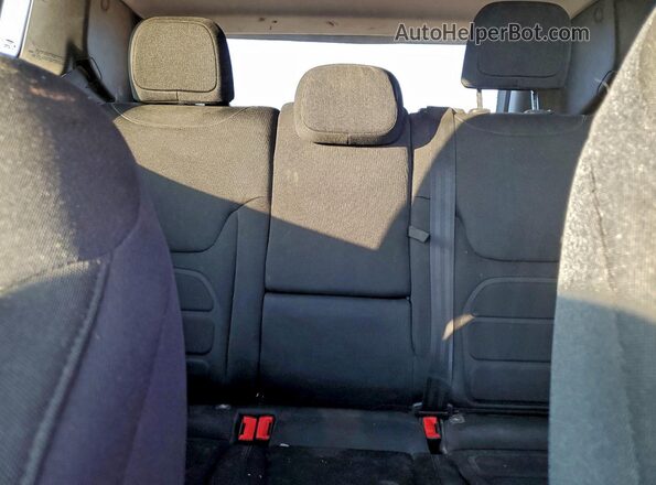 ZACNJDB18NPN81195 2022 JEEP RENEGADE White Вид задніх сидінь