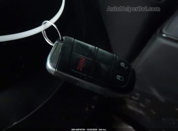 ZACNJDBB4MPM39577 2021 JEEP RENEGADE Black Widok deski rozdzielczej