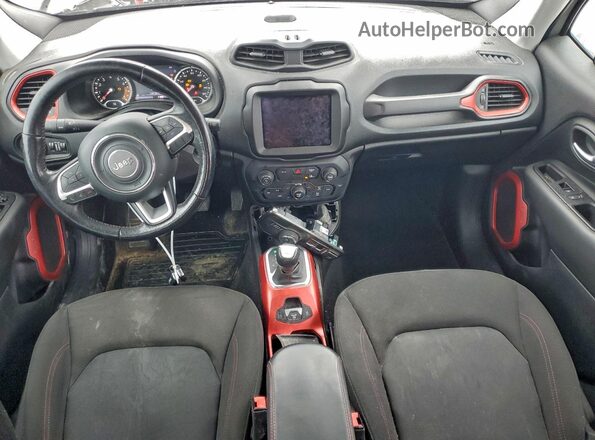 ZACNJDC14MPM09758 2021 JEEP RENEGADE Silver წინა პანელის ხედი