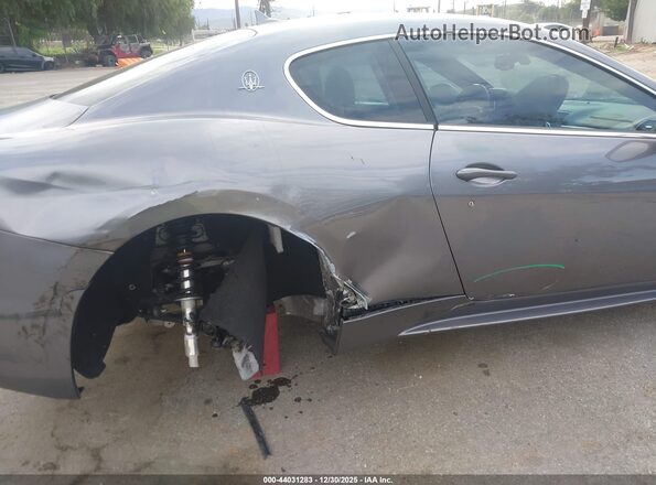 ZAM45VLA9J0271219 2018 MASERATI GRANTURISM Gray Vista del cuadro de instrumentos