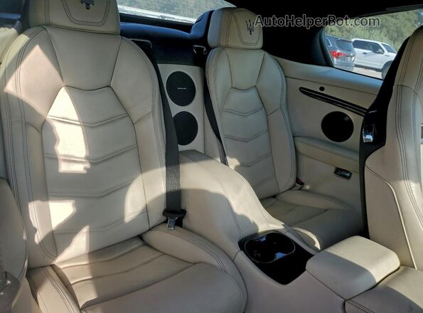 ZAM45VMA5J0282541 2018 MASERATI GRANTURISM Blue Rear seats view
