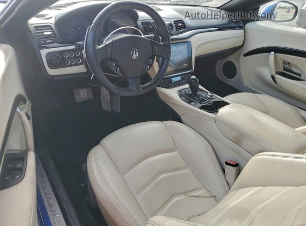ZAM45VMA5J0282541 2018 MASERATI GRANTURISM Blue Dashboard view