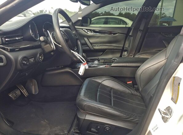 ZAM56RPS6H1230210 2017 MASERATI QUATTROPOR White Vista interior delantera