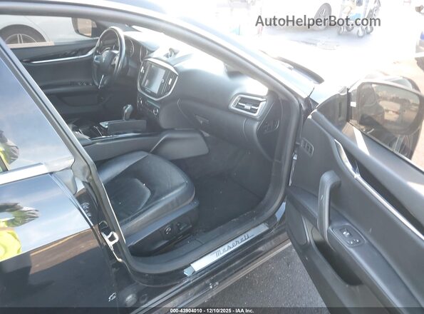 ZAM57XSA2G1178587 2016 MASERATI GHIBLI Black Սալոնի դիմացի տեսք