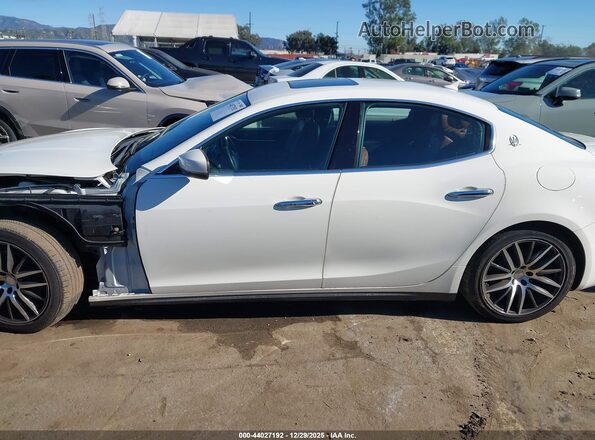 ZAM57XSA2K1313303 2019 MASERATI GHIBLI White 