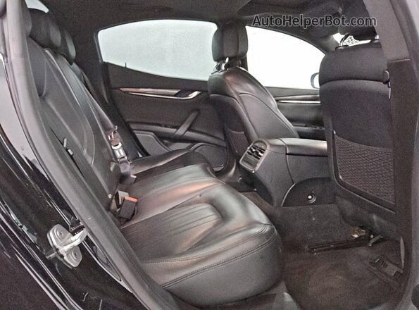 ZAM57XSA8H1226675 2017 MASERATI GHIBLI Black Rear seats view