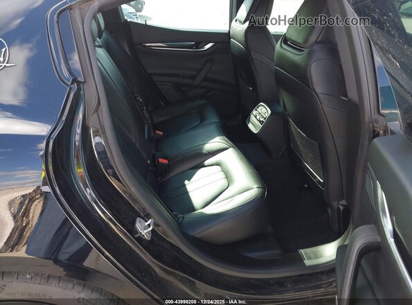 ZAM57YSS3K1313549 2019 MASERATI GHIBLI Black VIN sticker view